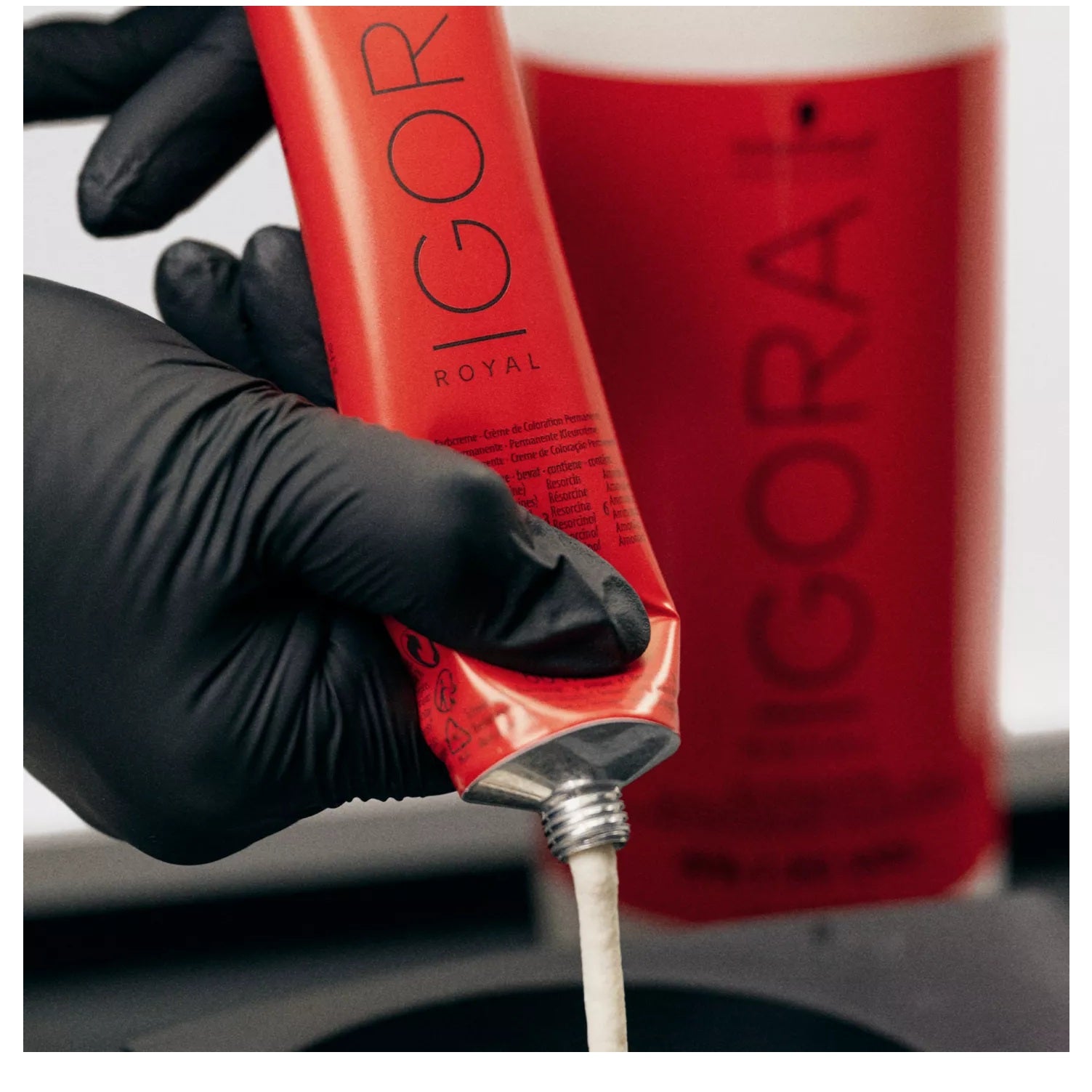 IGORA ROYAL Permanent Hair Color 7-21 Medium Blonde Ash Cendré