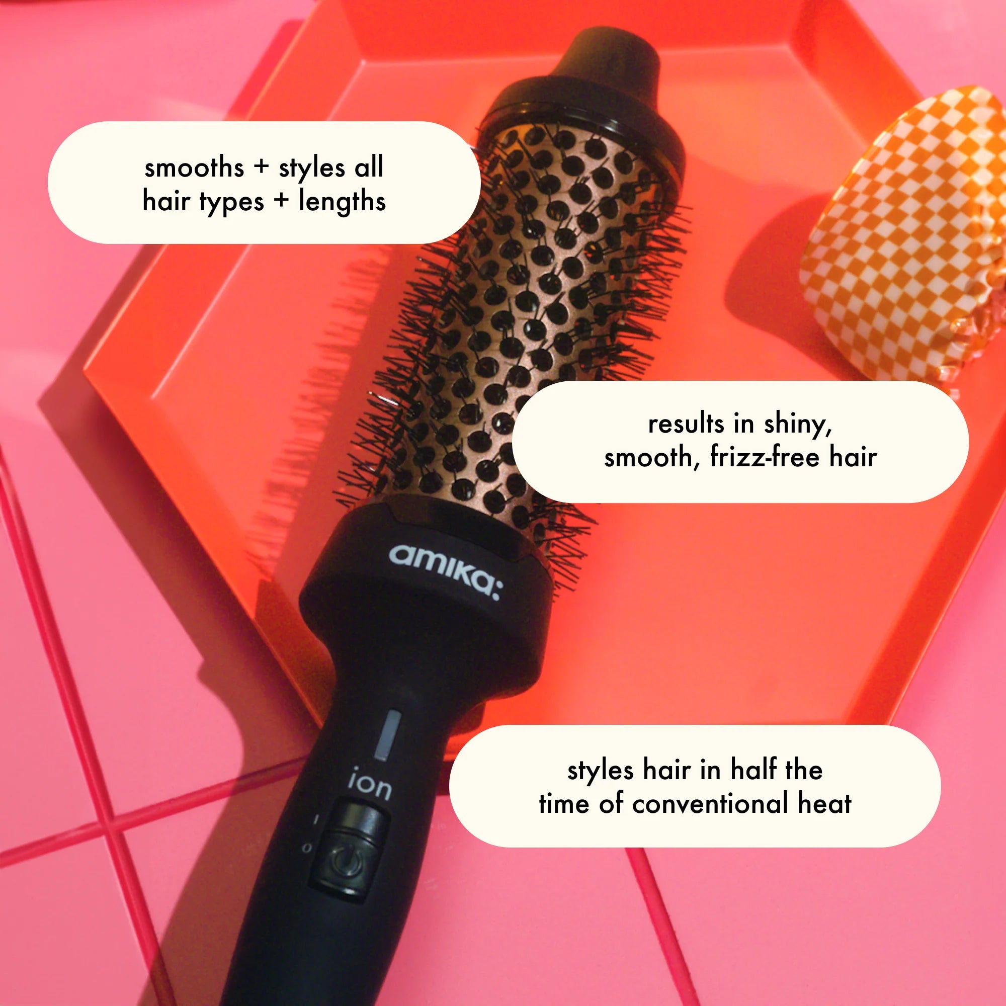 AMIKA Blowout Babe Thermal Ionic Brush